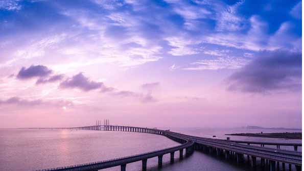    خبر پل خلیج جیاوزهو چین  طولانی ترین پل روی آب دنیا